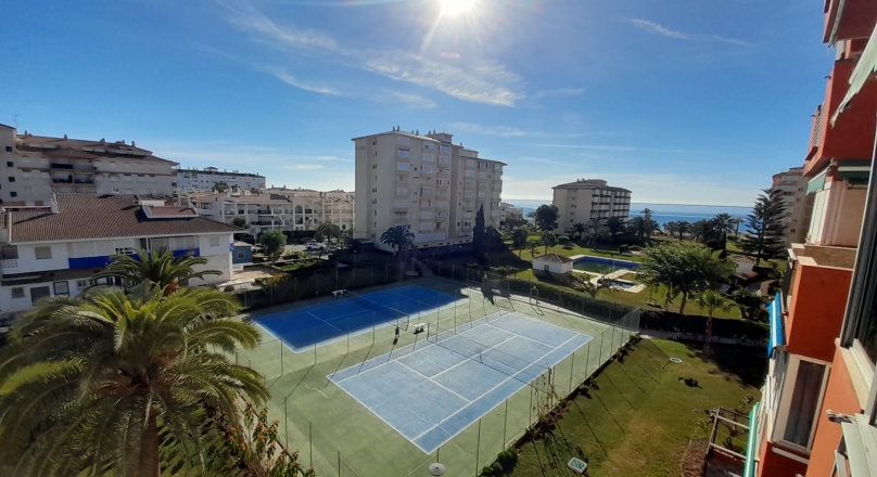 Bonito piso en Torrox Costa